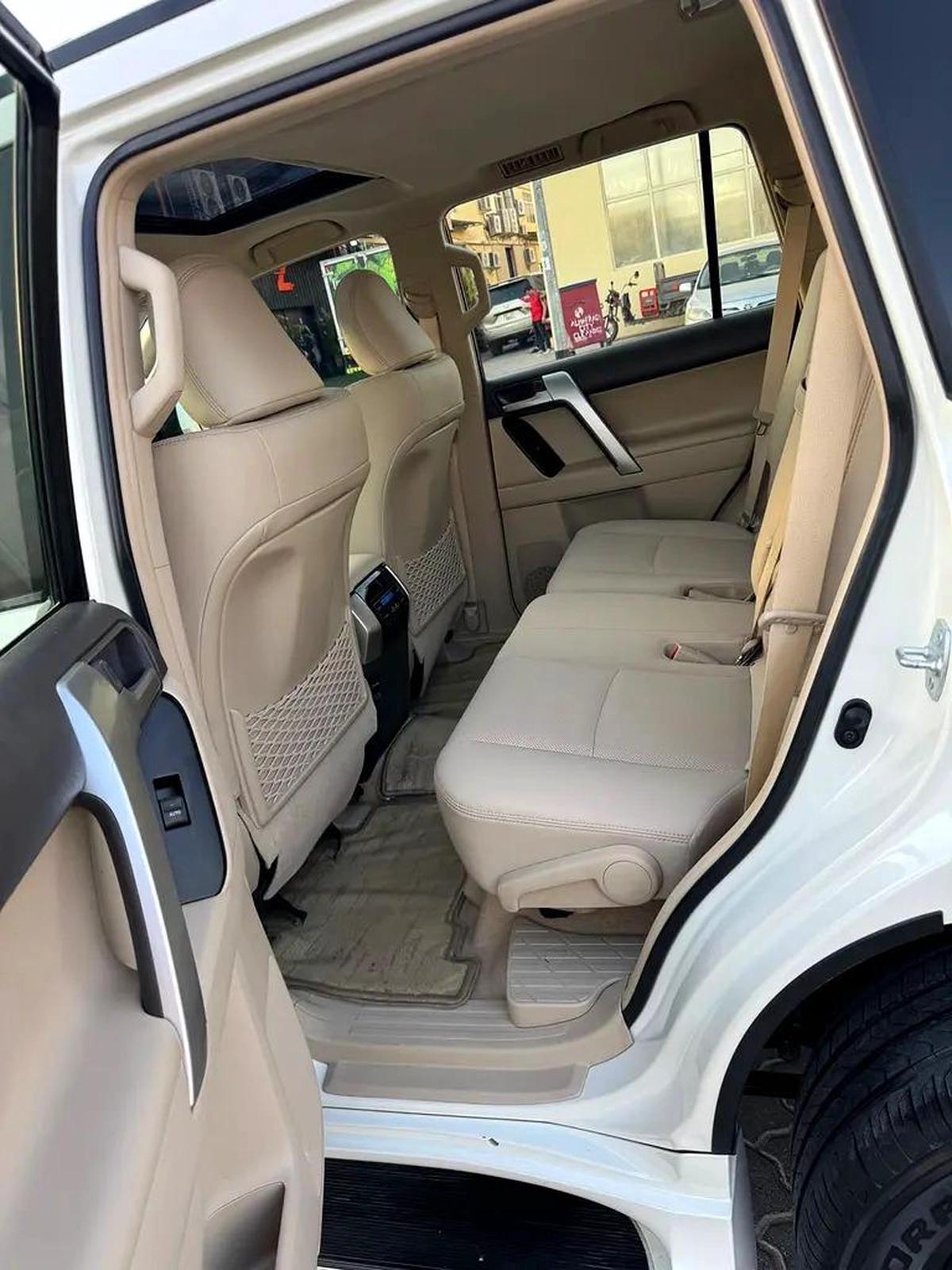 Toyota Prado Adventure 2022 VXR 4.0L V6 Accident Free-4-4