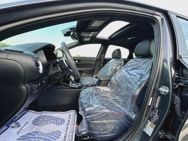 Kia forte 2023 GTLine full sunroof 1.6 turbo