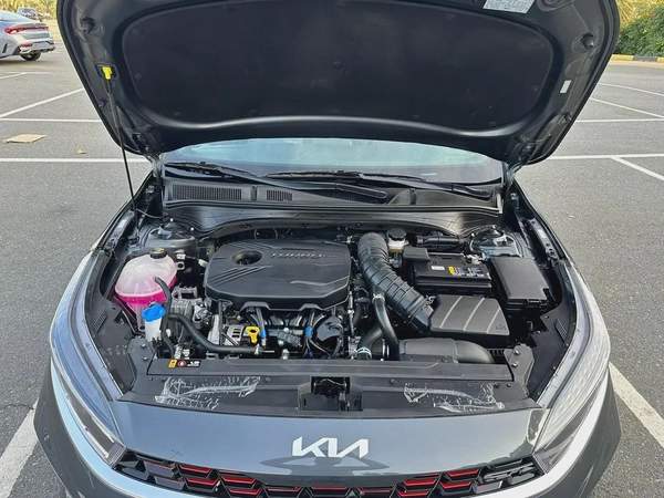 Kia forte 2023 GTLine full sunroof 1.6 turbo