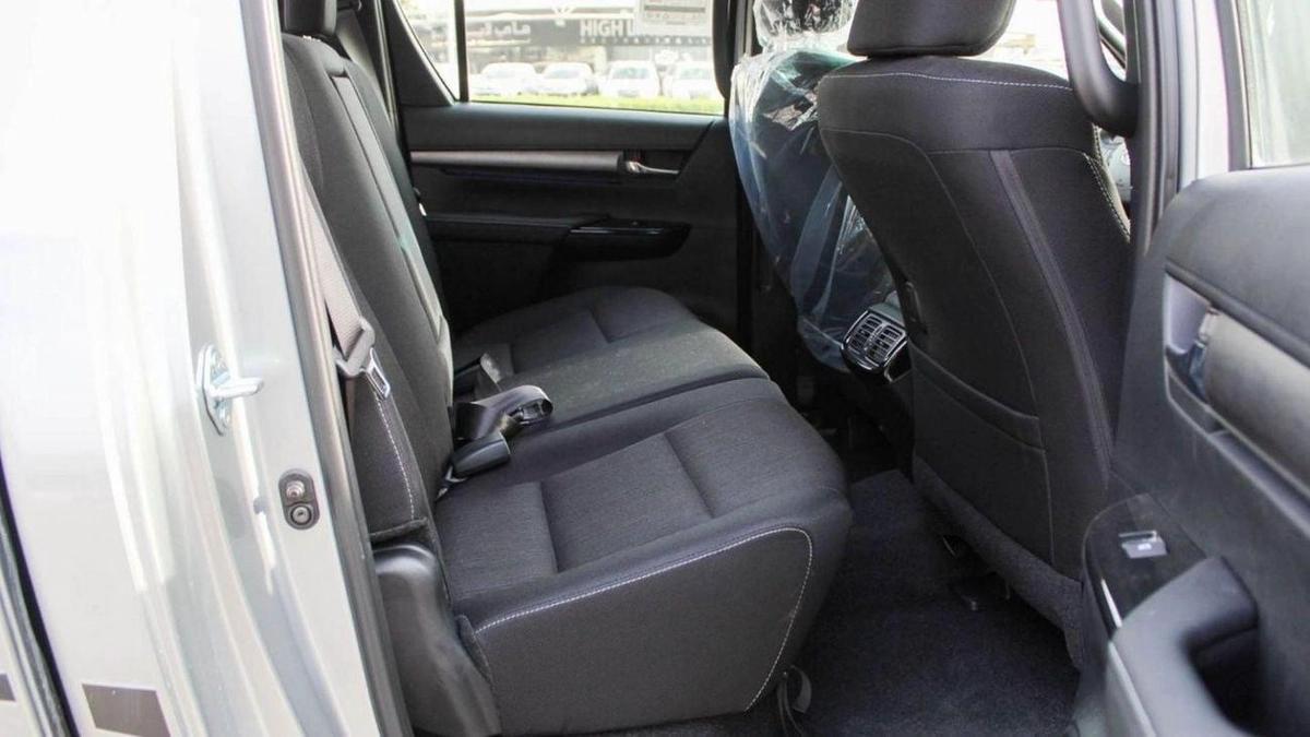 Toyota Hilux HILUX 2.8L ADVENTURE-3-3