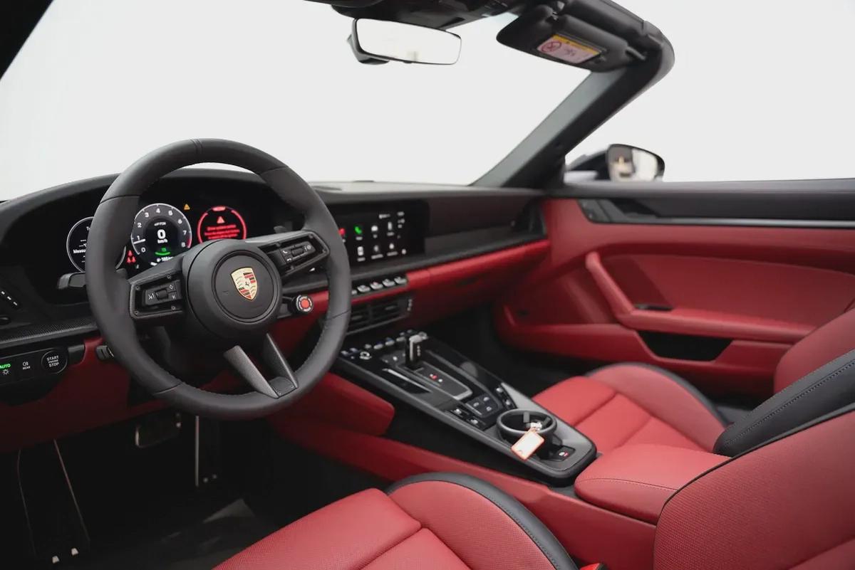 2025 PORSCHE 911 CARRERA 4 GTS WITH WARRANTY-14-14