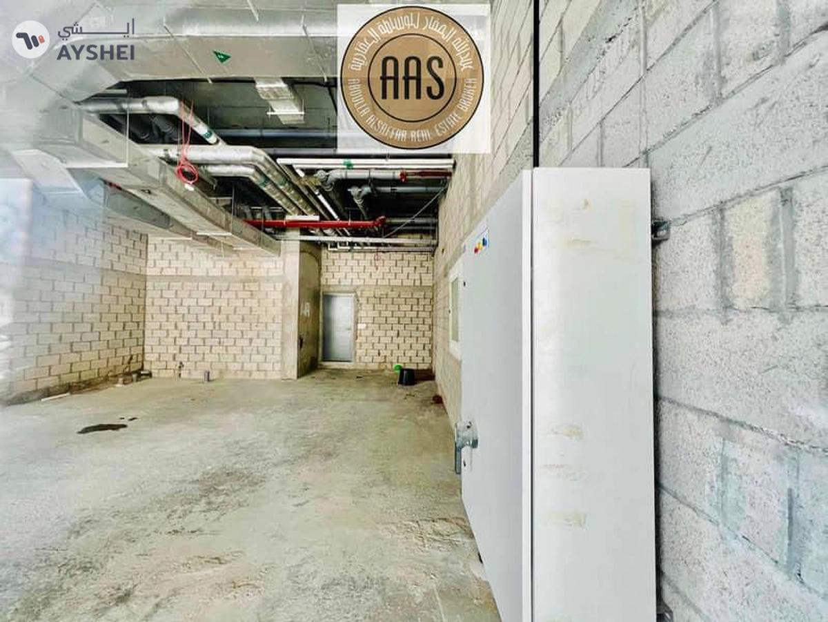 FNB Chiller Free 2 Months Free Best Shop Available in Front Of Big Parking-14-14