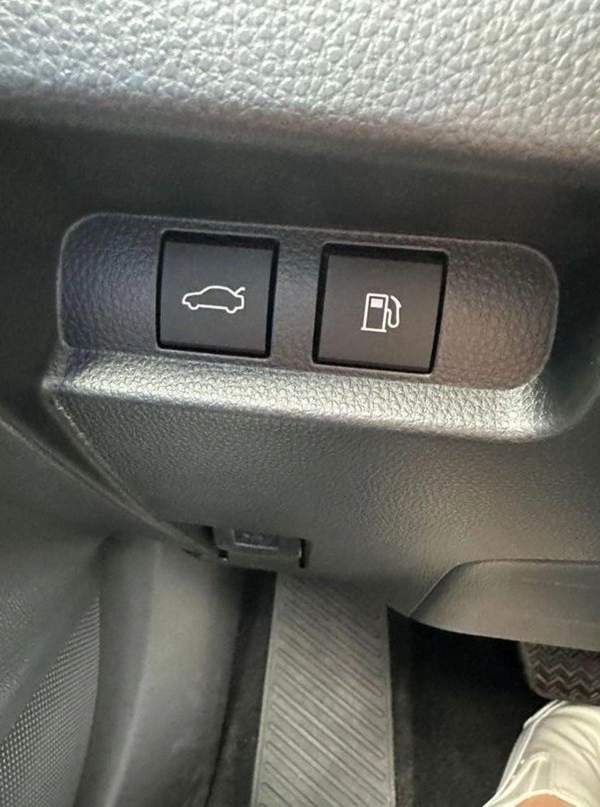 Toyota Crown TOYOTA CROWN 2.5L HYBRID FULL OPTION 2026 GCC FULL OPTION GCC SPECS