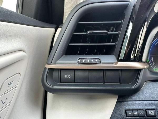 Toyota Crown TOYOTA CROWN 2.5L HYBRID FULL OPTION 2026 GCC FULL OPTION GCC SPECS