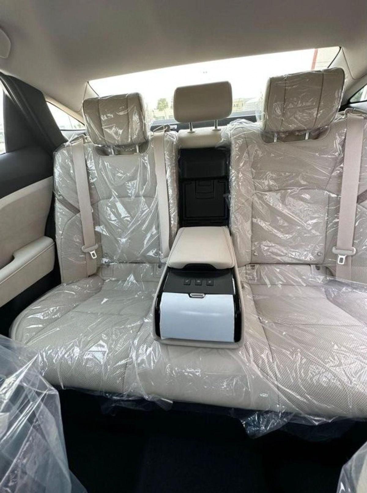 Toyota Crown TOYOTA CROWN 2.5L HYBRID FULL OPTION 2026 GCC FULL OPTION GCC SPECS-16-16