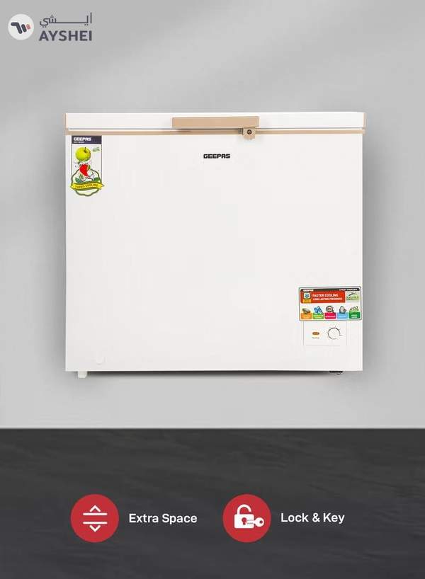 GEEPAS 250L Chest Freezer Adjustable Thermostat -18°C Frozen Temperature | 1pc Food Basket | Compressor Switch off function , 100% HCF & FCKW Free | 125W, High efficiency Monolithic Foaming| LED Light with Lock & Key 250 L GCF2506WAH White