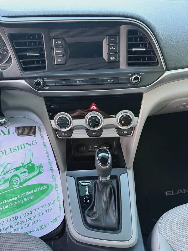 Hyundai Elantra GLS 2019 - GCC Specs - Excellent Condition