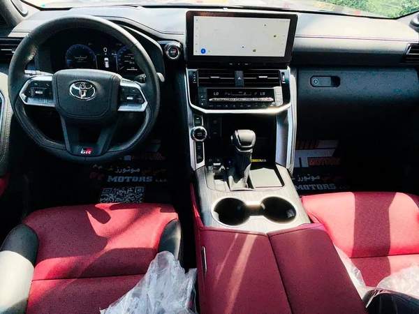 TOYOTA LAND CRUISER GR 3.5L HEV 2025