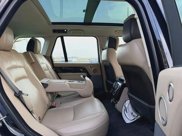 (2019) RANGE ROVER VOGUE //HSE// GCC FULL OPTION -EXCELLENT CONDITION-