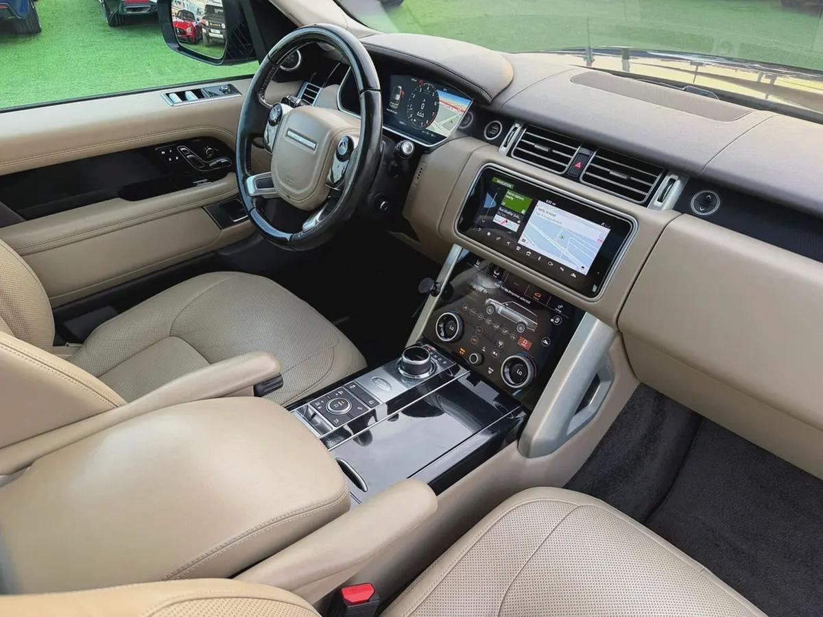 (2019) RANGE ROVER VOGUE //HSE// GCC FULL OPTION -EXCELLENT CONDITION--16-16