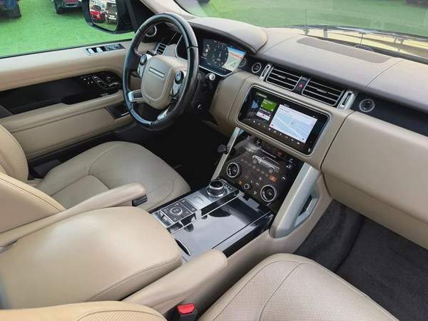 (2019) RANGE ROVER VOGUE //HSE// GCC FULL OPTION -EXCELLENT CONDITION-