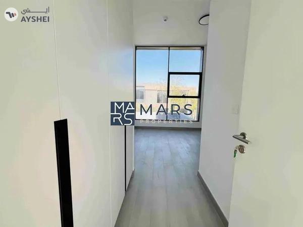 4badroom villa with pool available for rent in masaar