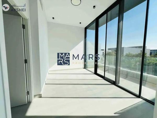 4badroom villa with pool available for rent in masaar