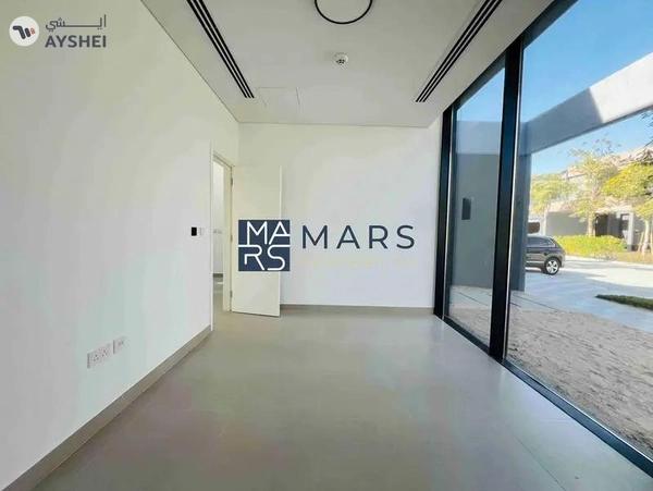 4badroom villa with pool available for rent in masaar