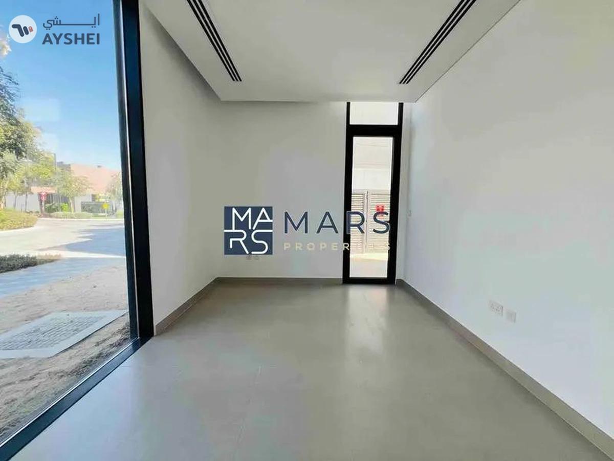 4badroom villa with pool available for rent in masaar-3-3