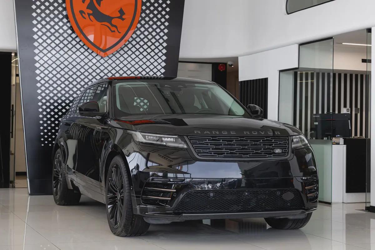 Range Rover Velar P250 SE - R Dynamic | 3 Years Gargash Auto Warranty and Service Contract | 2025-0-0