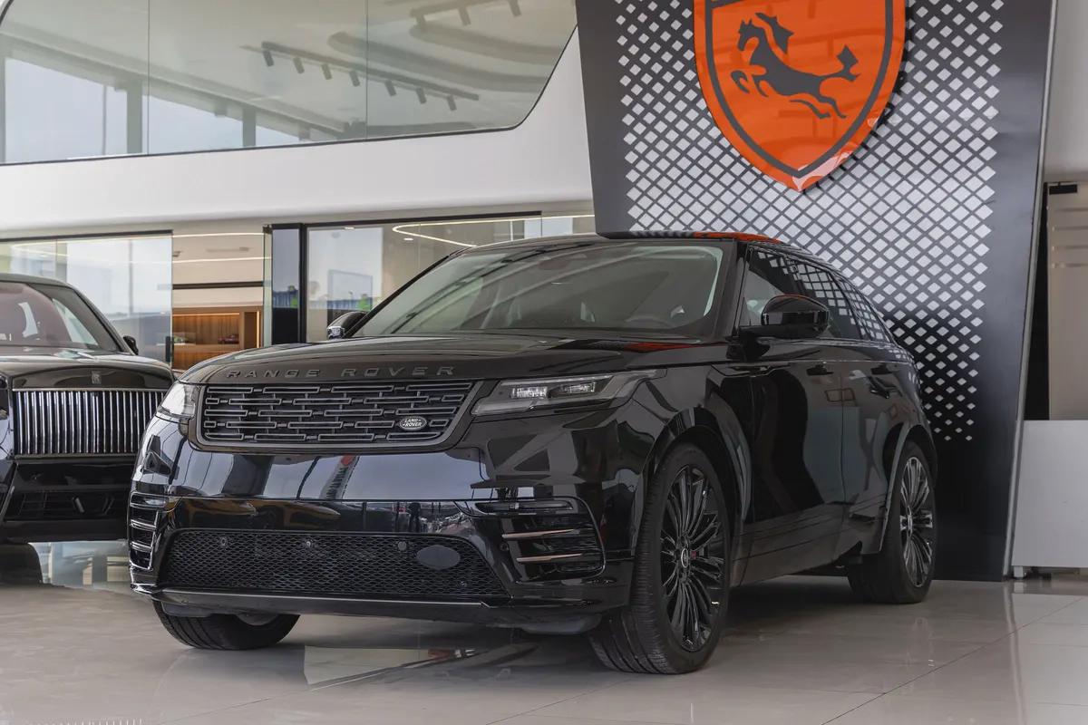 Range Rover Velar P250 SE - R Dynamic | 3 Years Gargash Auto Warranty and Service Contract | 2025-2-2