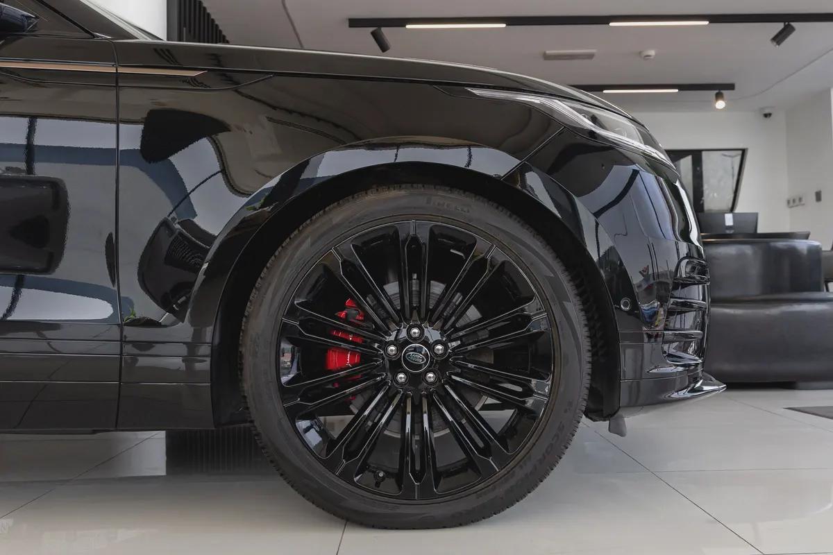 Range Rover Velar P250 SE - R Dynamic | 3 Years Gargash Auto Warranty and Service Contract | 2025-7-7