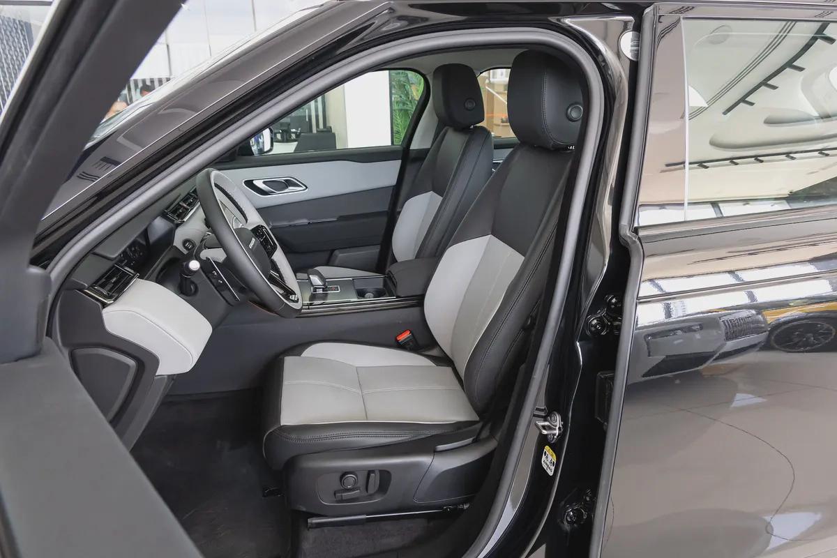 Range Rover Velar P250 SE - R Dynamic | 3 Years Gargash Auto Warranty and Service Contract | 2025-11-11