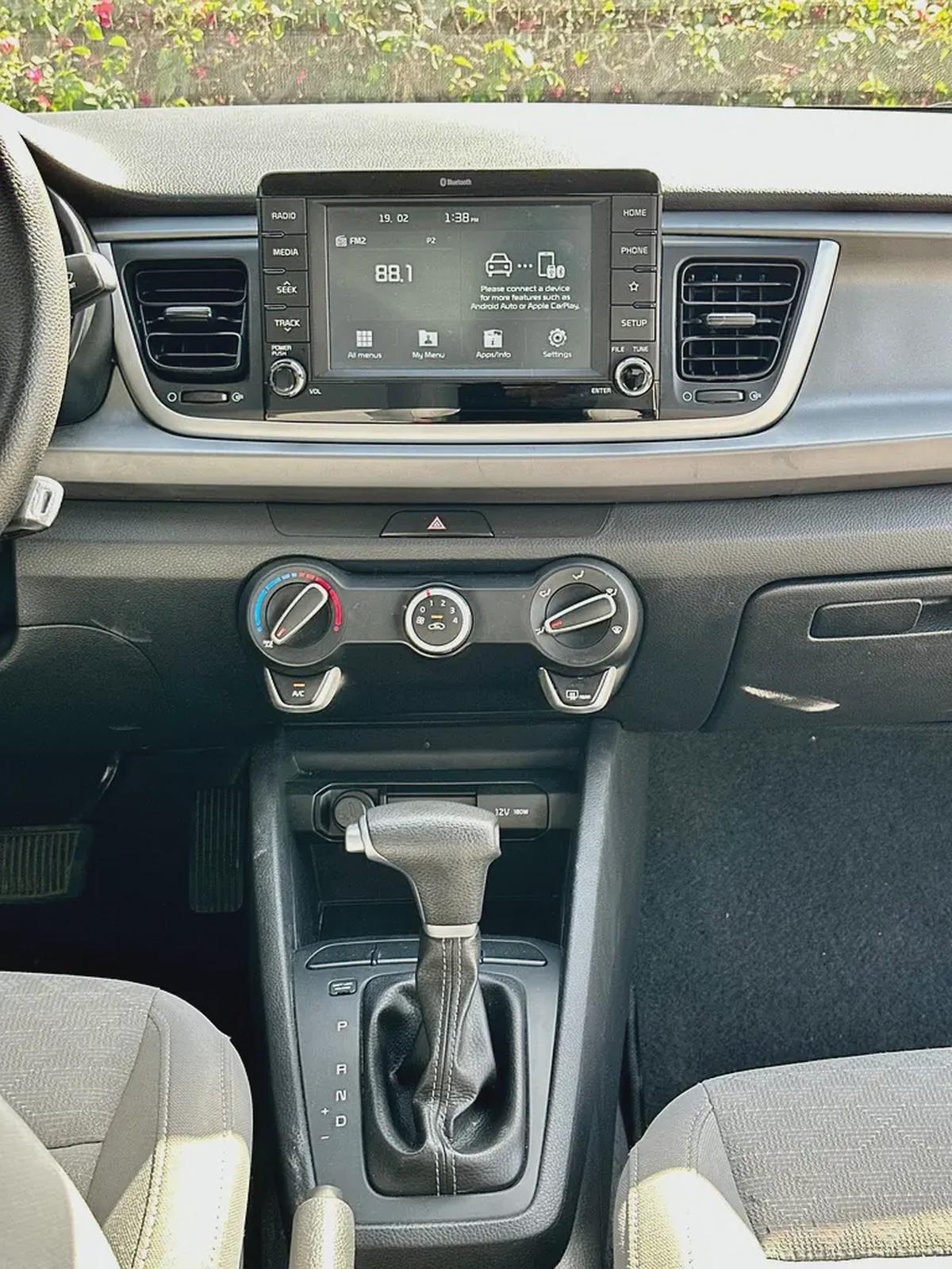 GCC Specs Kia Rio EX, 2021-11-11