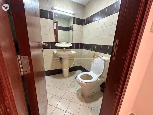 1 Bed Apartment | Mid Floor | Canal View