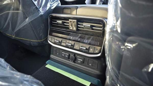 TOYOTA LAND CRUISER 300 HEV 3.5 VXR-HI | 2025 | HYBRID | FULL OPTIONS