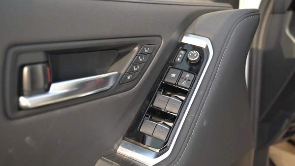 TOYOTA LAND CRUISER 300 HEV 3.5 VXR-HI | 2025 | HYBRID | FULL OPTIONS