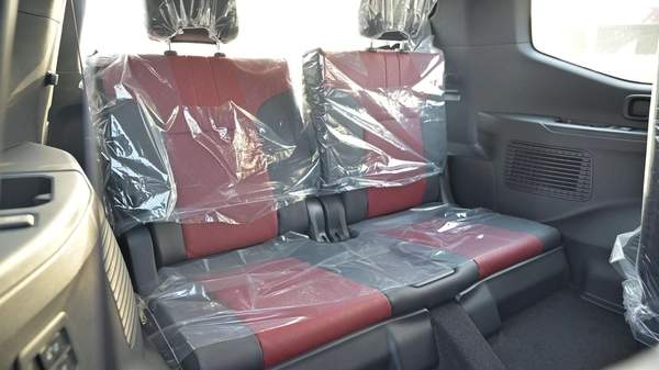 TOYOTA LAND CRUISER 300 HEV 3.5 VXR-HI | 2025 | HYBRID | FULL OPTIONS