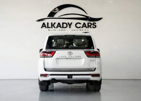 TOYOTA LAND CRUISER 300 HEV 3.5 VXR-HI | 2025 | HYBRID | FULL OPTIONS