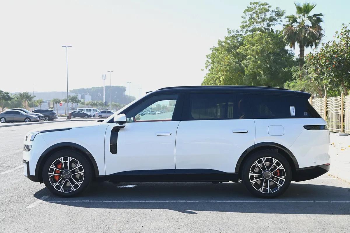 LYNK CO 2025 - 900 EM-P - ULTRA EDITION-4-4