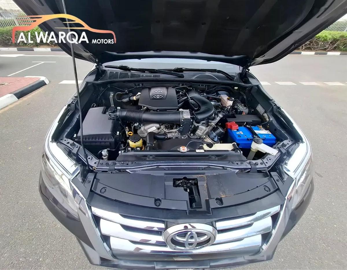 Toyota Fortuner VXR-2-2