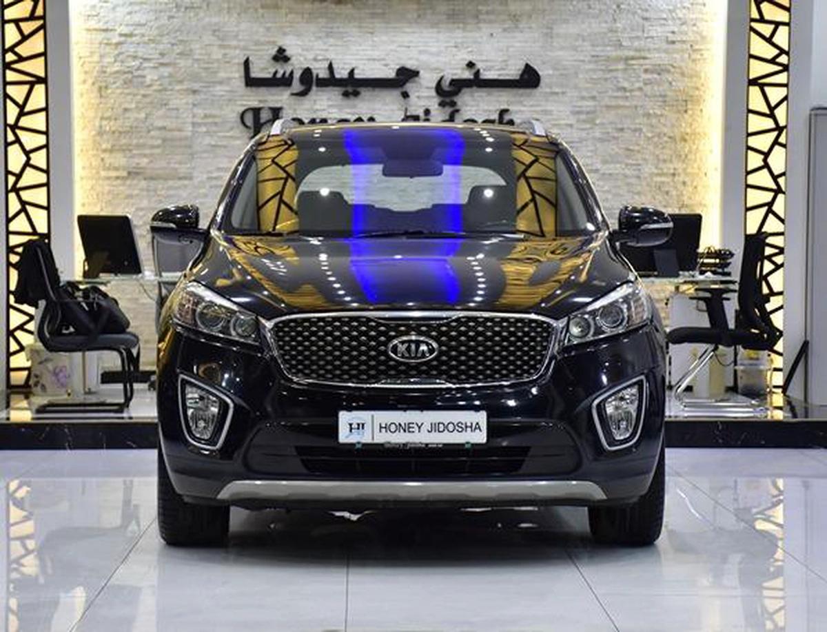 KIA Sorento AWD V6 ( 2016 Model ) in Black Color GCC Specs-10-10