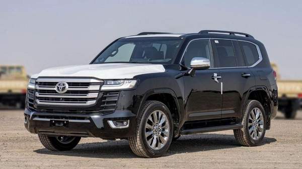 Toyota Land Cruiser Toyota land cruiser VXR 3.5L Petrol Full Option 2025