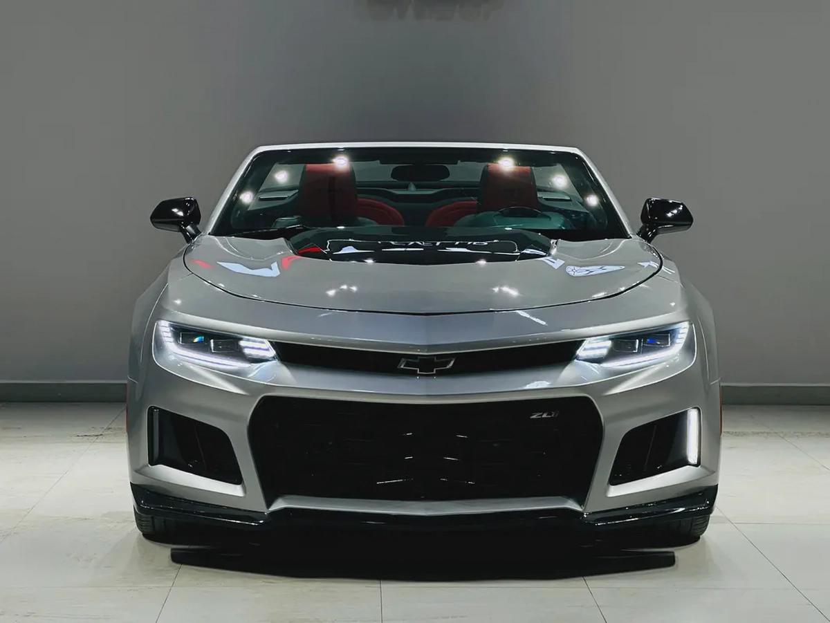 CHEVROLET CAMARO 2018 CONVERTIBLE WITH ONE YEAR WARRANTY-4-4