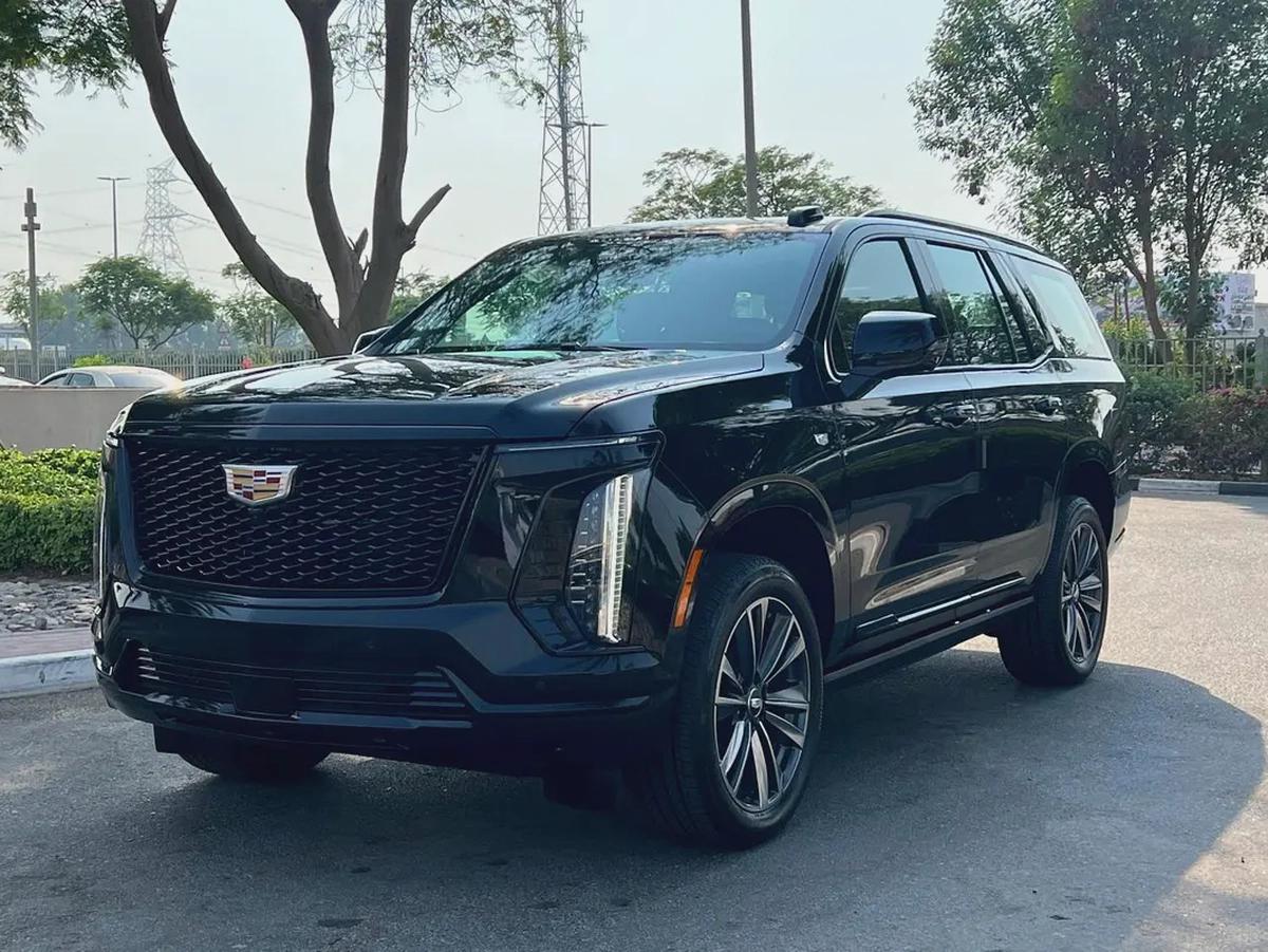 !! 2025 !! CADILLAC | ESCALADE | SPORT | GCC | BLACK EDITION-1-1