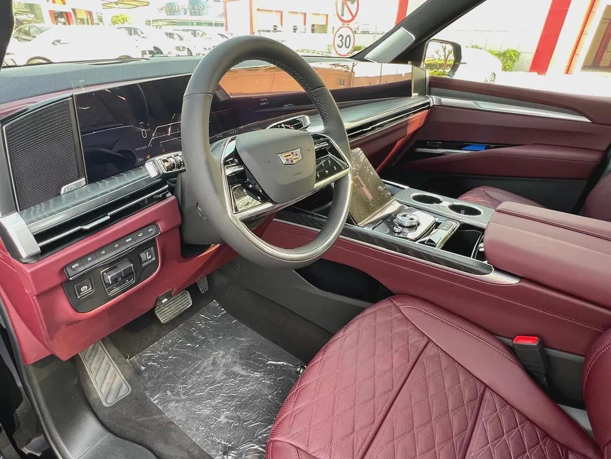 !! 2025 !! CADILLAC | ESCALADE | SPORT | GCC | BLACK EDITION-13-13