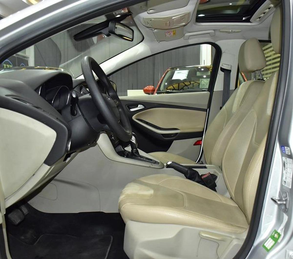 Ford Focus ( 2018 Model ) in Silver Color GCC Specs-1-1