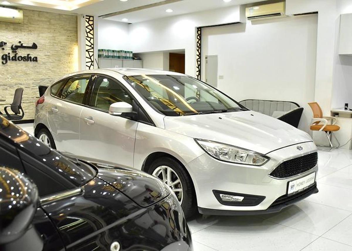 Ford Focus ( 2018 Model ) in Silver Color GCC Specs-2-2