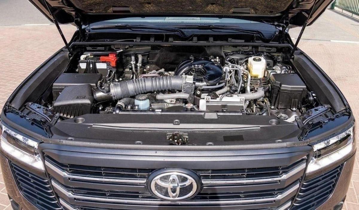 Toyota Land Cruiser LC300 GXR 4.0P AT MY2025 – GREY-18-18