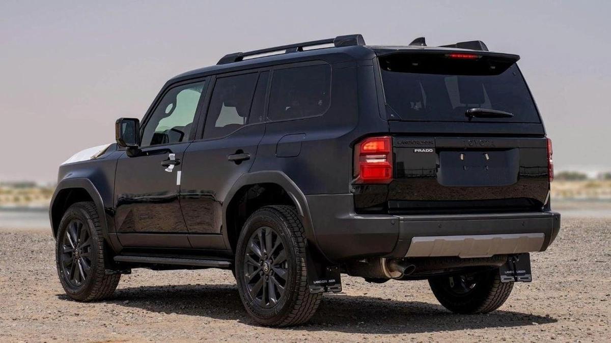 Toyota Prado (LHD) TOYOTA PRADO 250 WX+ LUXURY 2.4P AT MY205 - BLACK-5-5