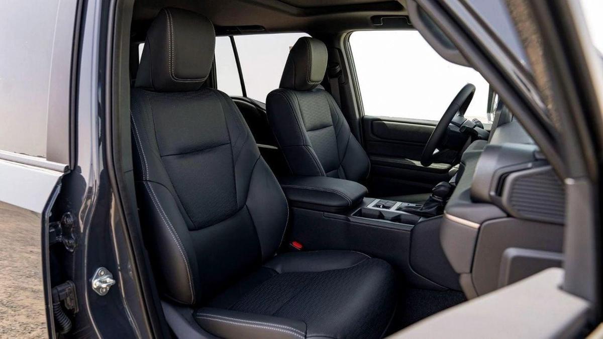 Toyota Prado (LHD) TOYOTA PRADO 250 WX+ LUXURY 2.4P AT MY205 - BLACK-9-9