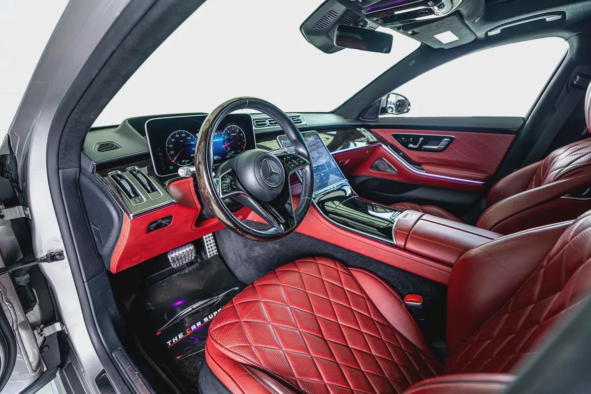 Mercedes Benz S580 L 4Matic-GCC-Gargash Warranty Service Contract Until 05/2027-AMG Body Styli-10-10