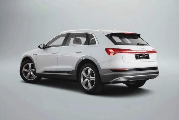 3,049 / 60 months | 0% DP | 2023 Audi E Tron Advanced 55 Quattro / Audi Warranty Service Contr