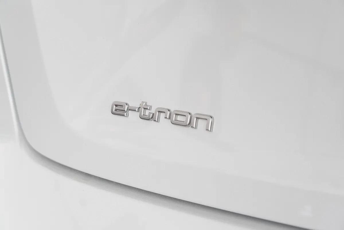 3,049 / 60 months | 0% DP | 2023 Audi E Tron Advanced 55 Quattro / Audi Warranty Service Contr-15-15