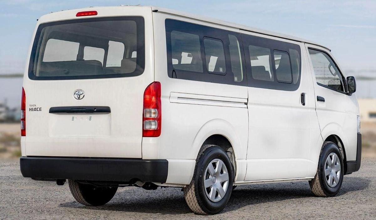 Toyota Hiace (LHD) TOYOTA HIACE STD 2.7P MT 15-SEATER MY2024 – WHITE-4-4