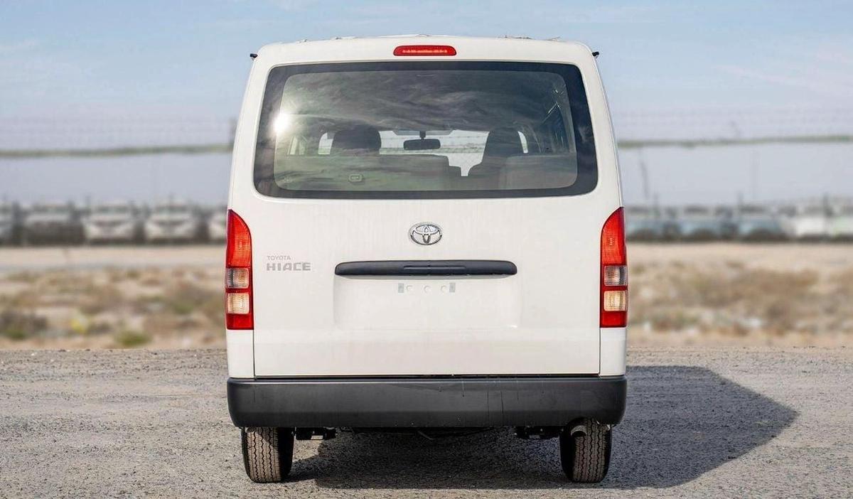 Toyota Hiace (LHD) TOYOTA HIACE STD 2.7P MT 15-SEATER MY2024 – WHITE-6-6