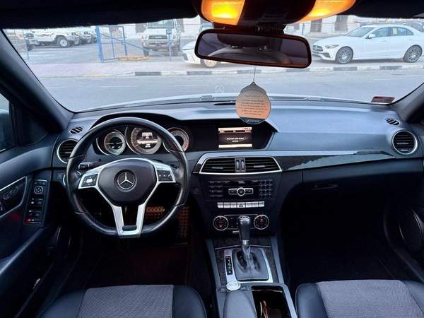 Mercedes-Benz C 200 C200