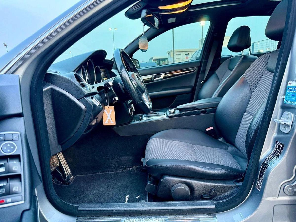 Mercedes-Benz C 200 C200-12-12