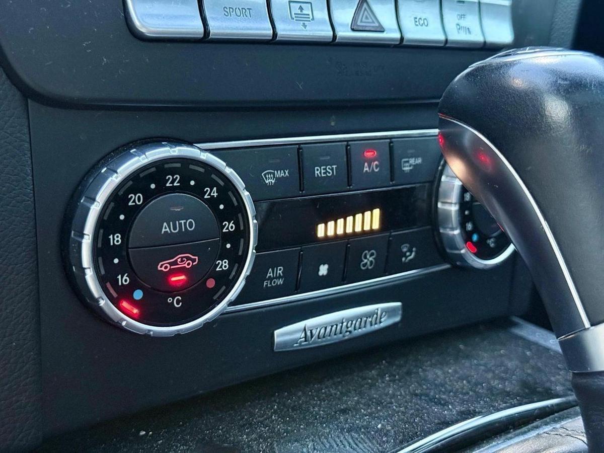 Mercedes-Benz C 200 C200-13-13