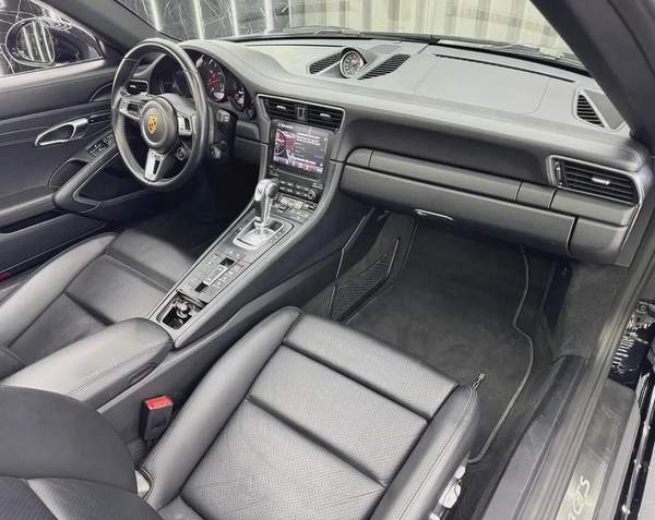 Porsche 911 Targa 4 GTS 2019 European specs for 435,000.00 AED